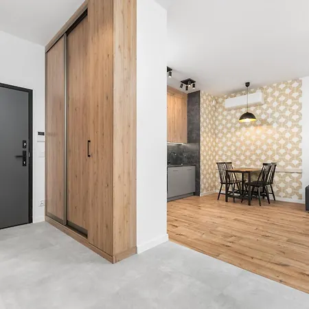 Apartmán Aleja Solidarnosci 153 - B By Homeprime
