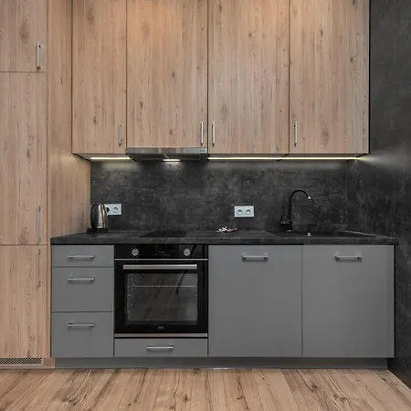 Aleja Solidarnosci 153 - B By Homeprime